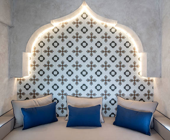 Decan Concept Boutique Estate Hotel Rhodes MOSQUE SUITE LIVINGROOM