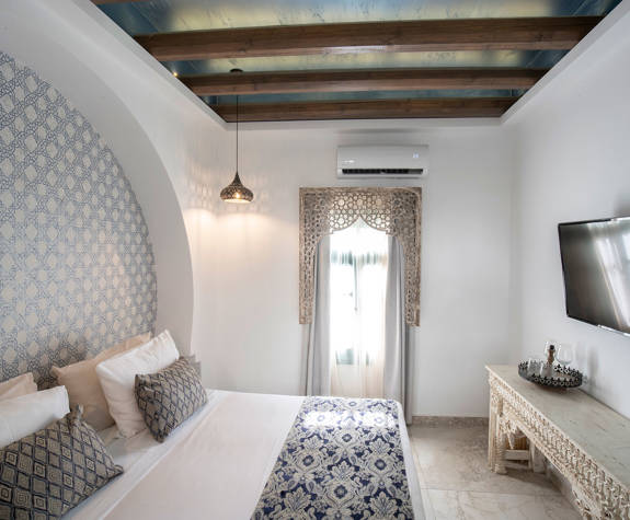 Decan Concept Boutique Estate Hotel Rhodes Deluxe Queen Room room and amenities